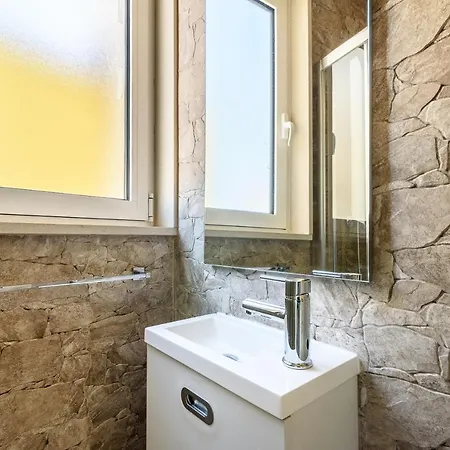 Apartmán Joivy Cosy 1-bed Flat With Seaview In Alfama
