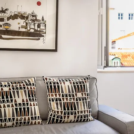Joivy Cosy 1-bed Flat With Seaview In Alfama Apartmán Lisboa